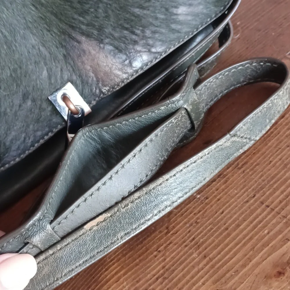 Elizabeth and James crossbody